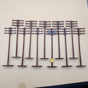 Bachmann HO Scale Train Accessories Lot 11 Telephone Poles 4"